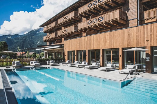 BZE Aussen_Sommer_FUP24_Mountain Residences